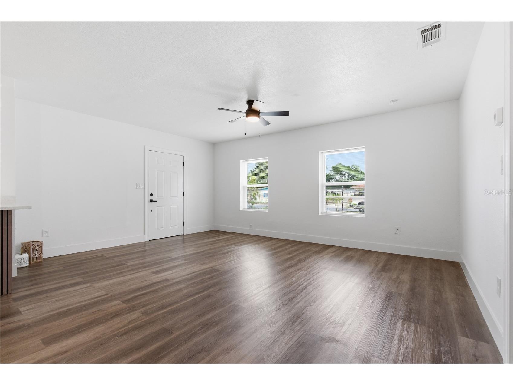 923 1st Avenue NW Largo FL 33770 TB8499948 image27
