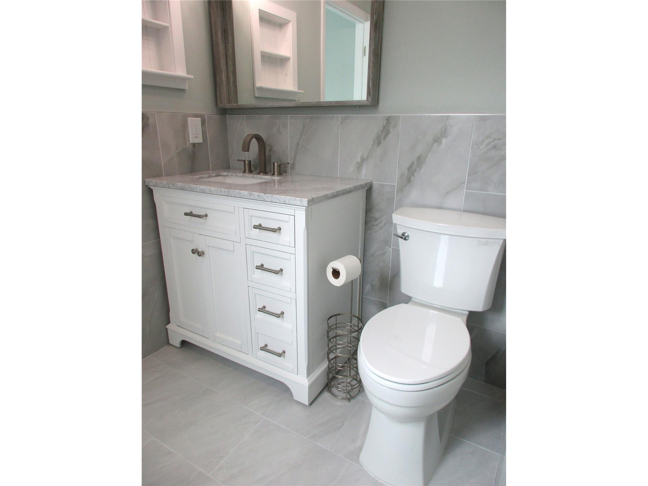 923 69th Street NW Bradenton FL 34209 A4684268 image25