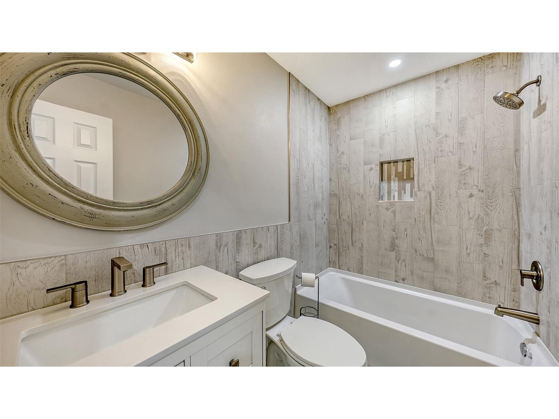 923 69th Street NW Bradenton FL 34209 A4684268 image28