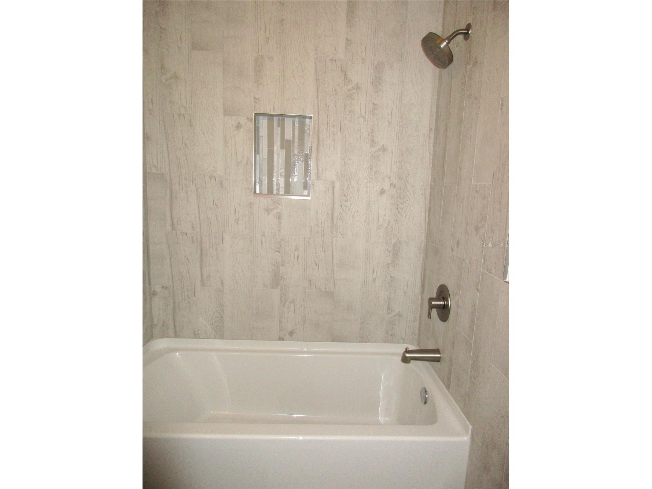 923 69th Street NW Bradenton FL 34209 A4684268 image29