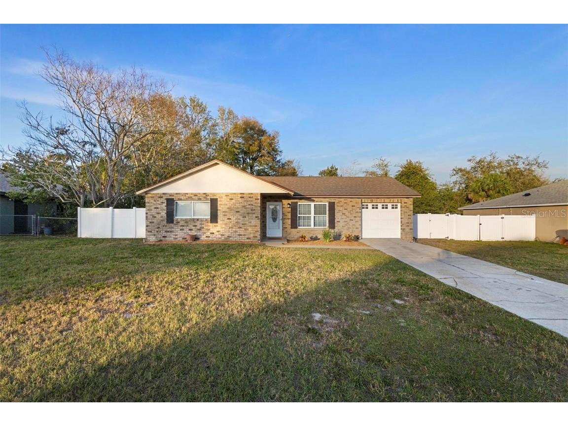 923 Adler Drive Deltona FL 32738 V4934824 image1
