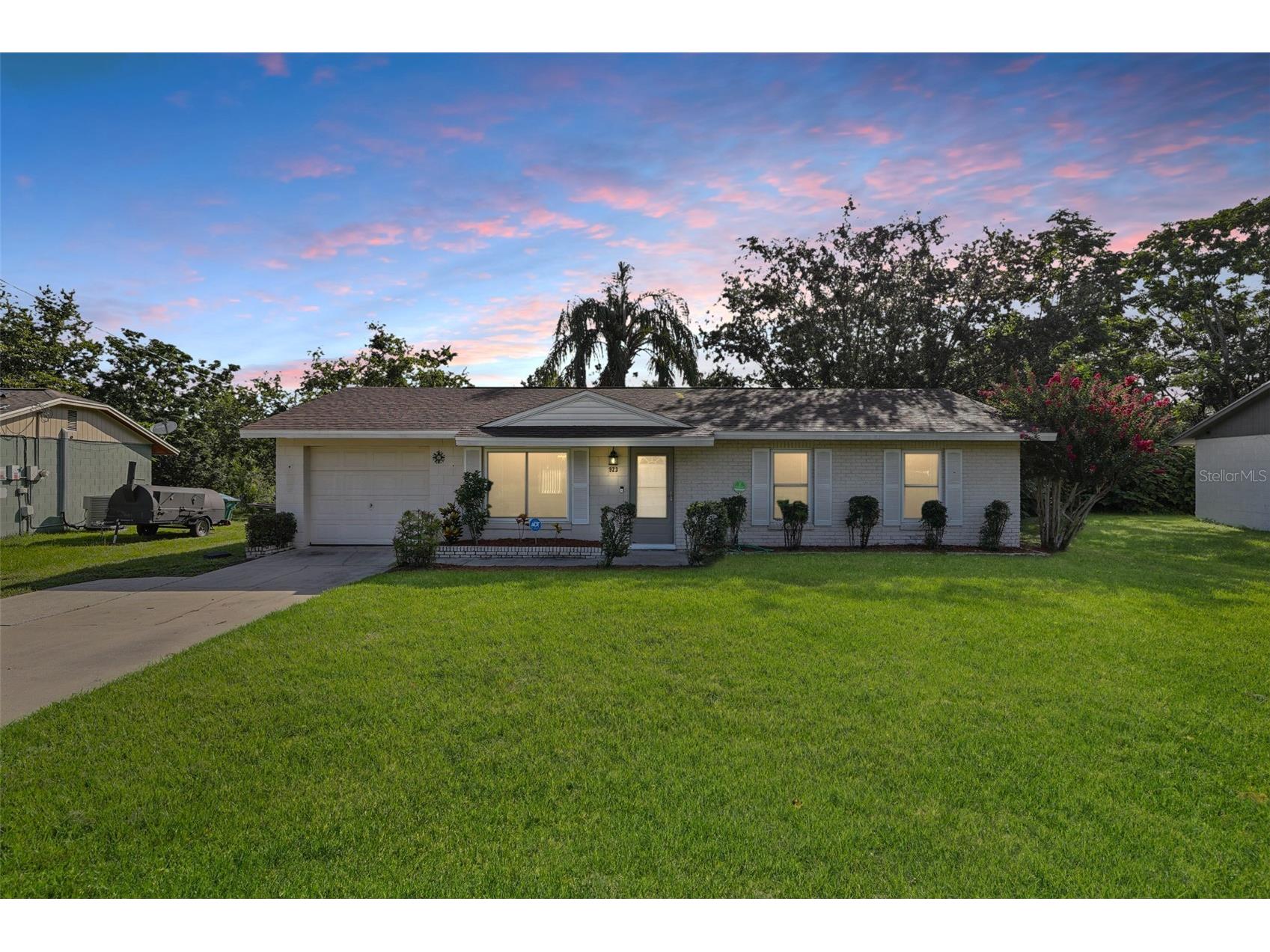 923 April Hills Boulevard Lady Lake FL 32159 TB8404928 image1