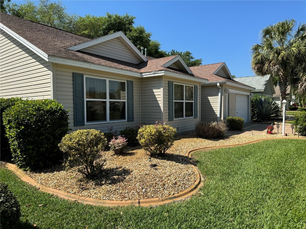 923 Barrymoore Loop The Villages FL 32162 G5079990 image1