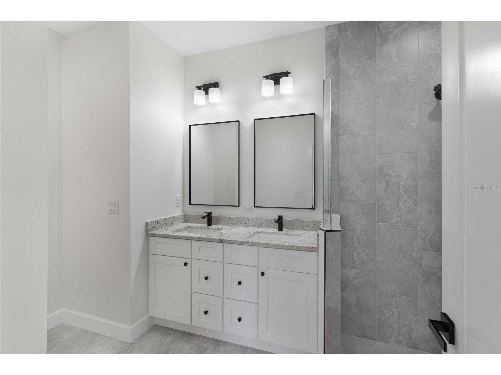 923 Cumberland Road Venice FL 34293 A4698160 image15