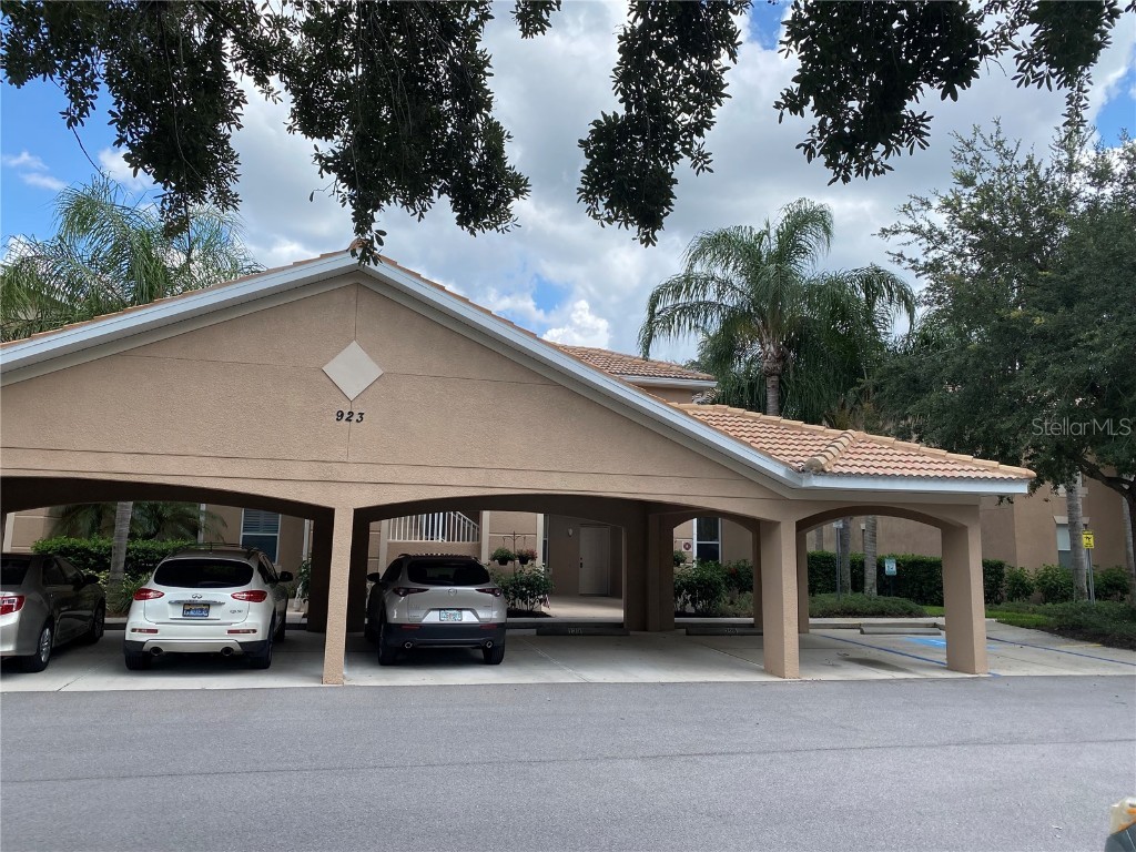 923 Fairwaycove Lane #106 Bradenton FL 34212 A4579860 image1