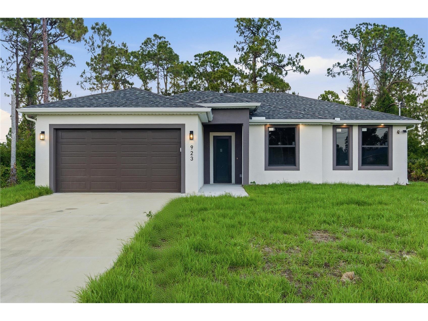 923 Milwaukee Boulevard Lehigh Acres FL 33974 TB8512402 image1