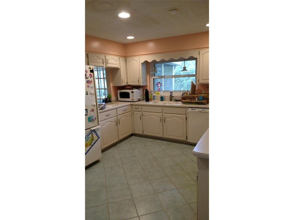 9230 NW 9th Avenue Gainesville FL 32606 GC532594 image2