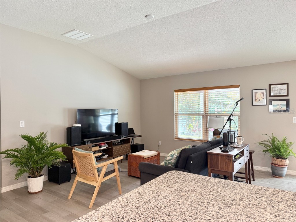 9231 Freedom Hill Drive Seffner FL 33584 TB8461042 image3