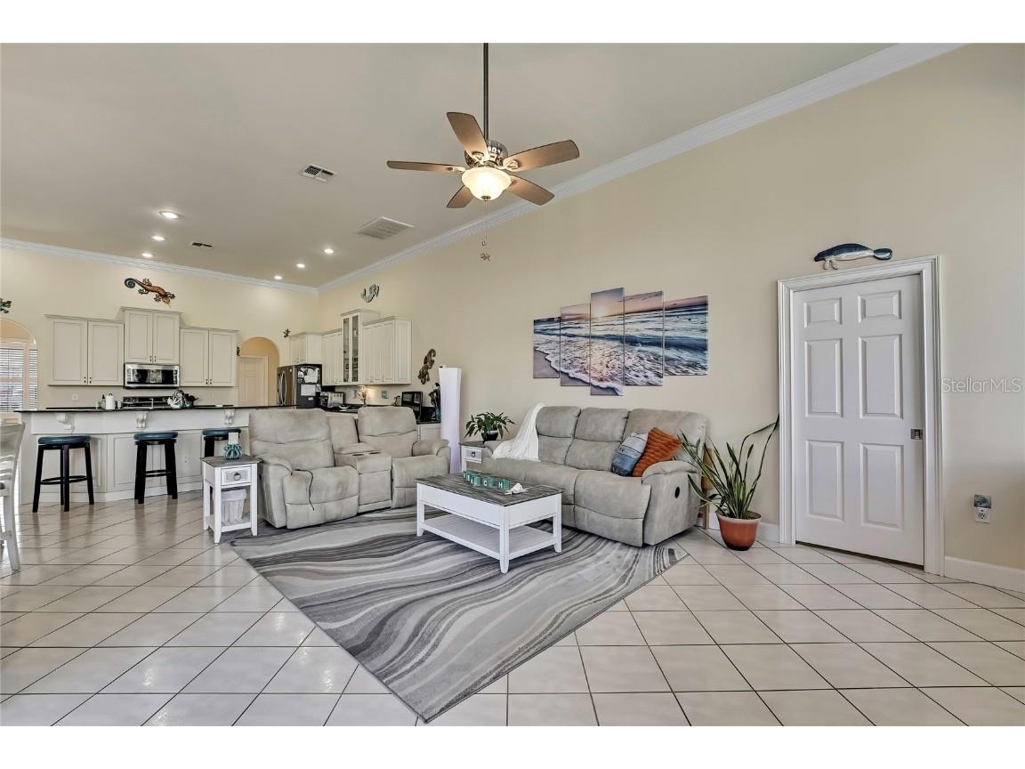 9231 Mississippi Run Weeki Wachee FL 34613 TB8444059 image18