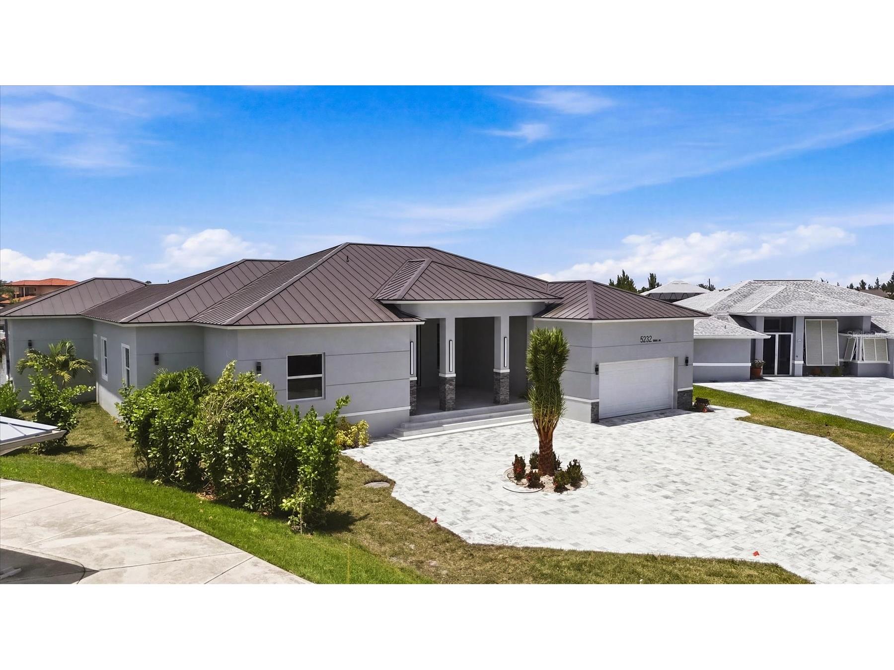 9232 Arrid Circle Port Charlotte FL 33981 - ZEPHYR & PRESIDENTIAL WATERWAY D6148063 image2