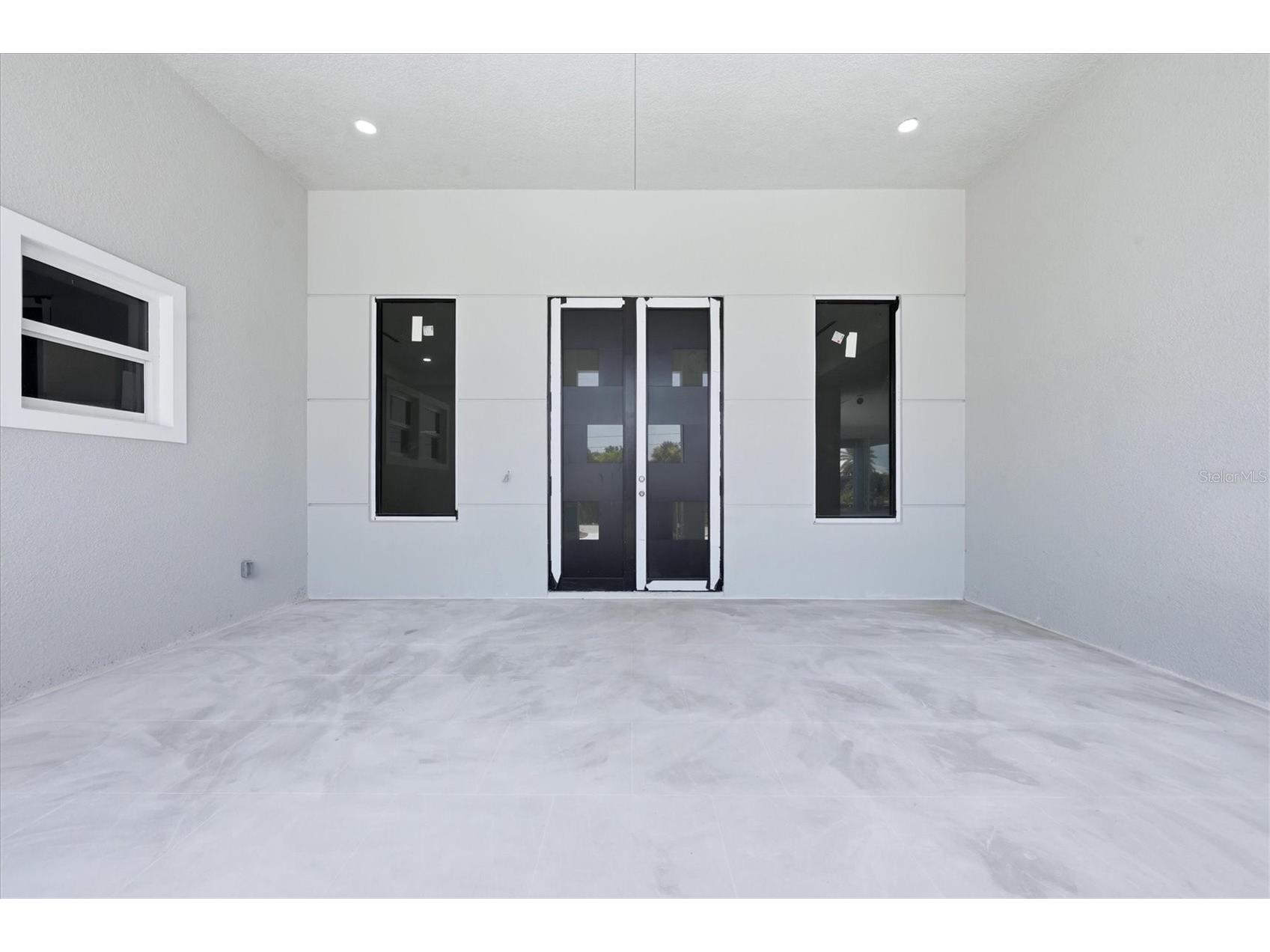 9232 Arrid Circle Port Charlotte FL 33981 - ZEPHYR & PRESIDENTIAL WATERWAY D6148063 image3