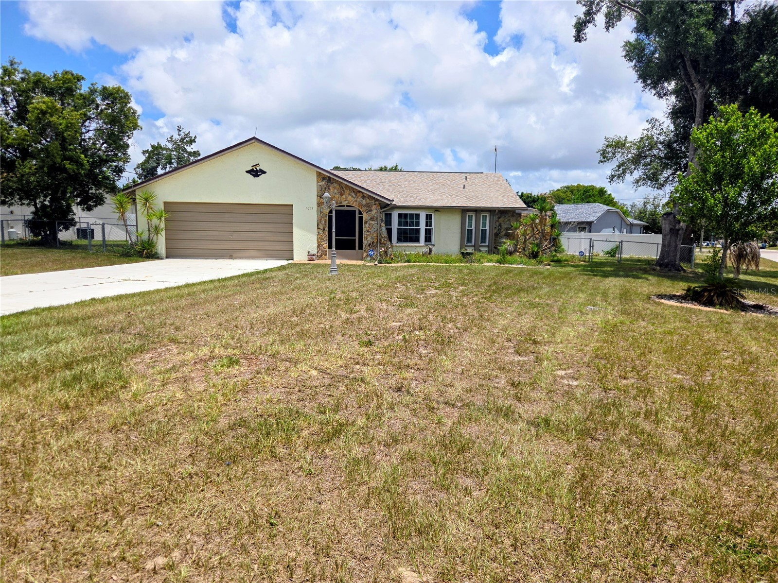 9233 Geneva Street Spring Hill FL 34608 W7886692 image1