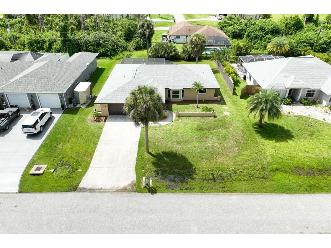9233 New Martinsville Avenue Englewood FL 34224 D6138007 image1