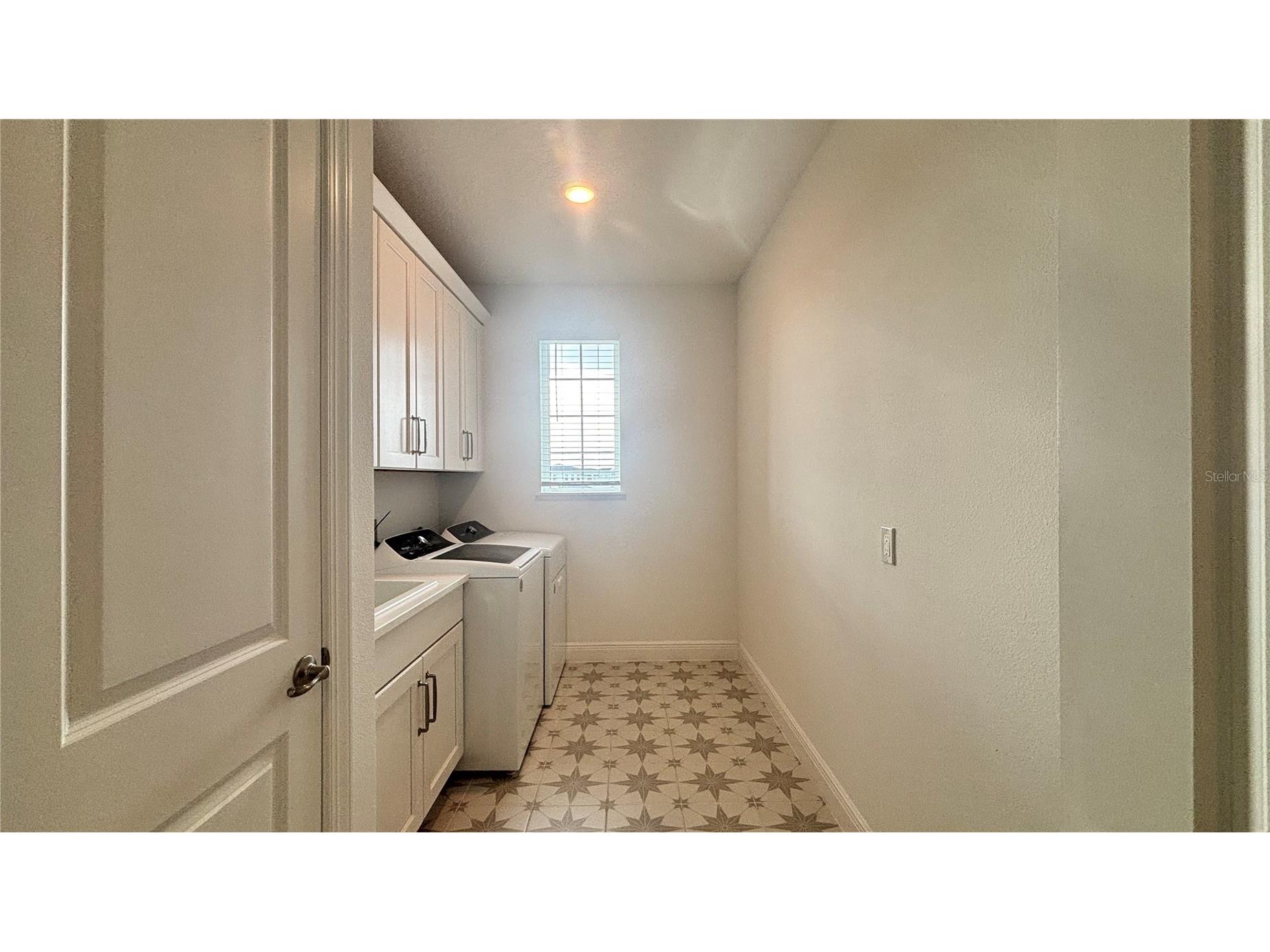 9233 Santorini Drive Orlando FL 32827 TB8523909 image41
