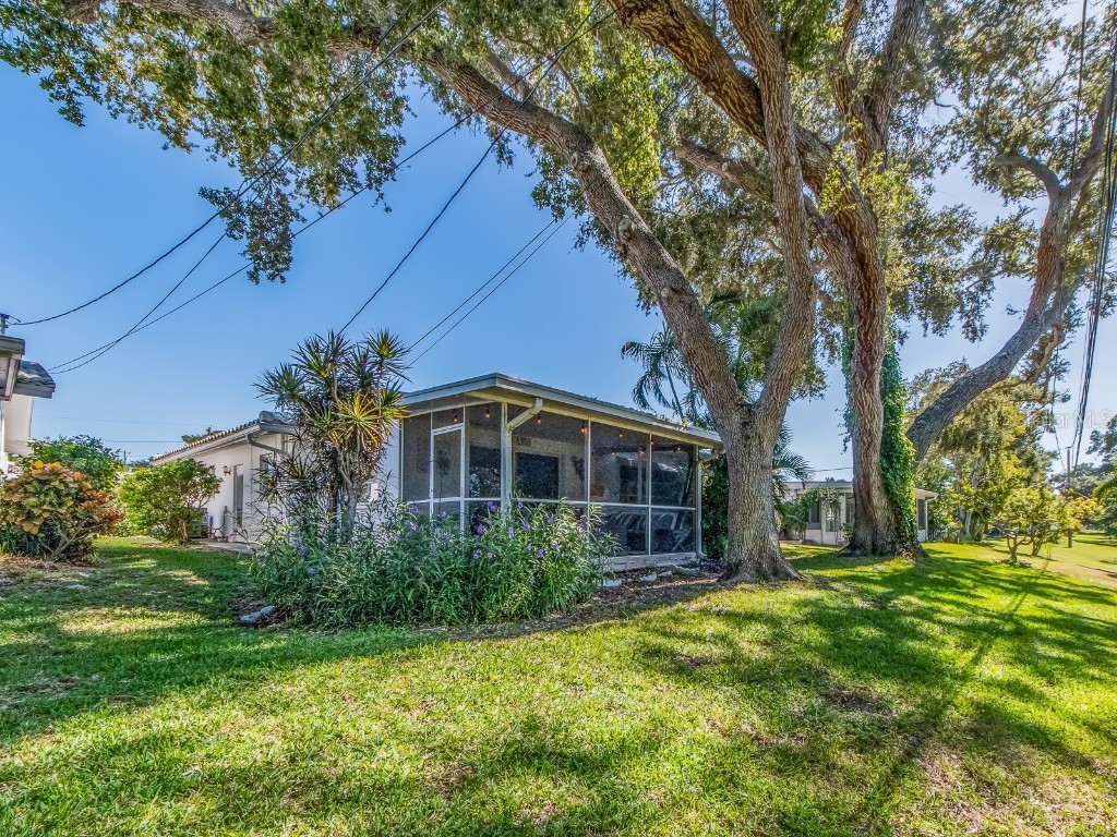 9234 141st Street Seminole FL 33776 TB8441947 image38