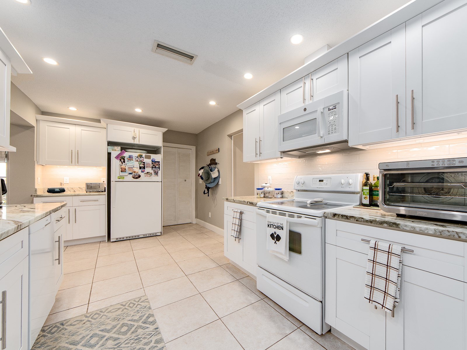 9234 141st Street Seminole FL 33776 TB8498559 image10