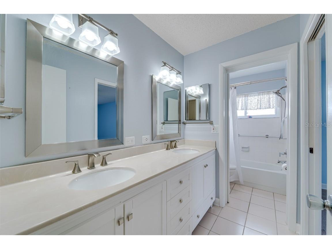 9235 35th Way N #6 Pinellas Park FL 33782 TB8449253 image39