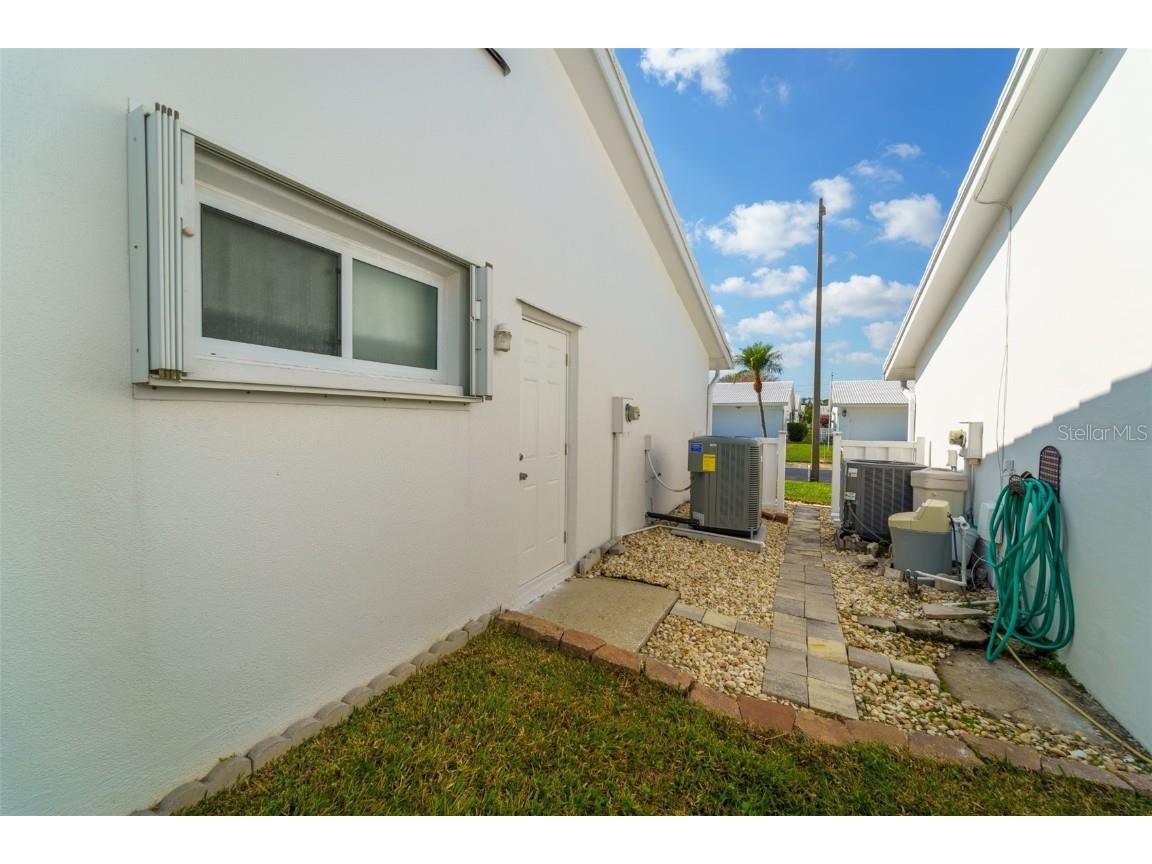 9235 35th Way N #6 Pinellas Park FL 33782 TB8449253 image56