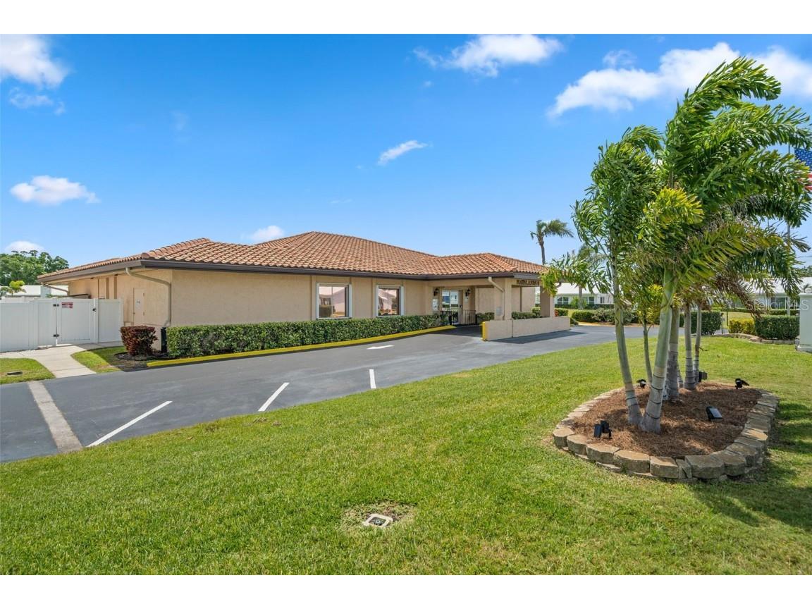 9235 35th Way N #6 Pinellas Park FL 33782 TB8449253 image62