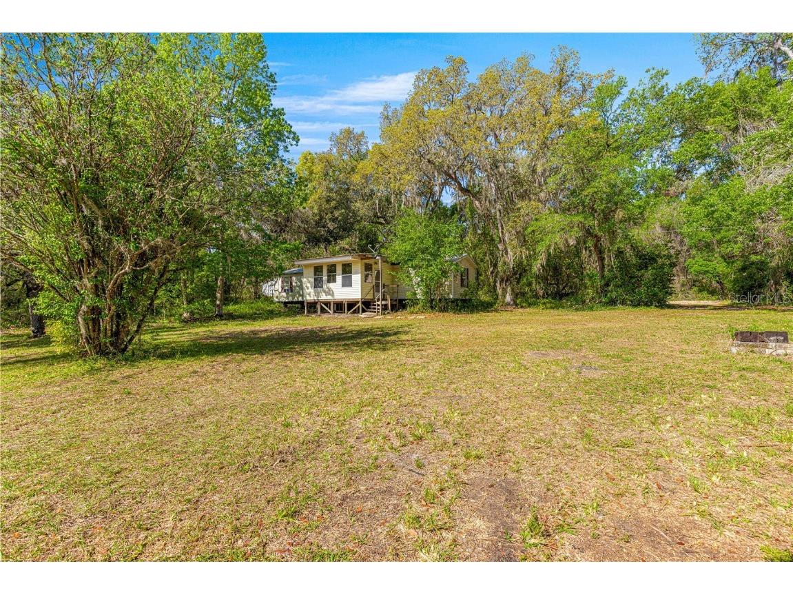 9235 SE 193rd Avenue Ocklawaha FL 32179 OM698395 image2