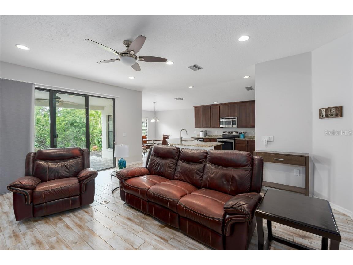 9236 Raes Creek Place Palmetto FL 34221 A4656041 image12