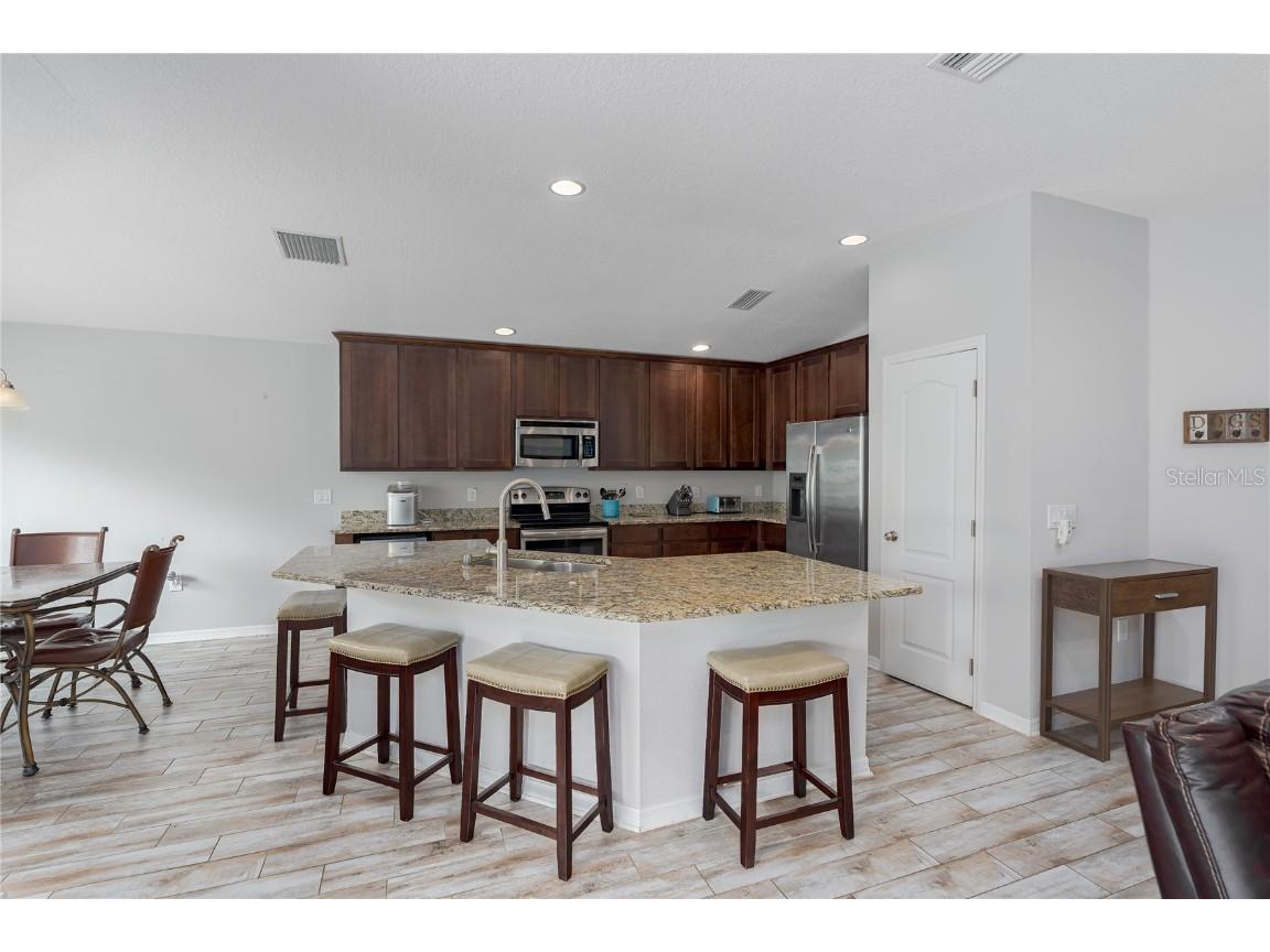 9236 Raes Creek Place Palmetto FL 34221 A4656041 image8