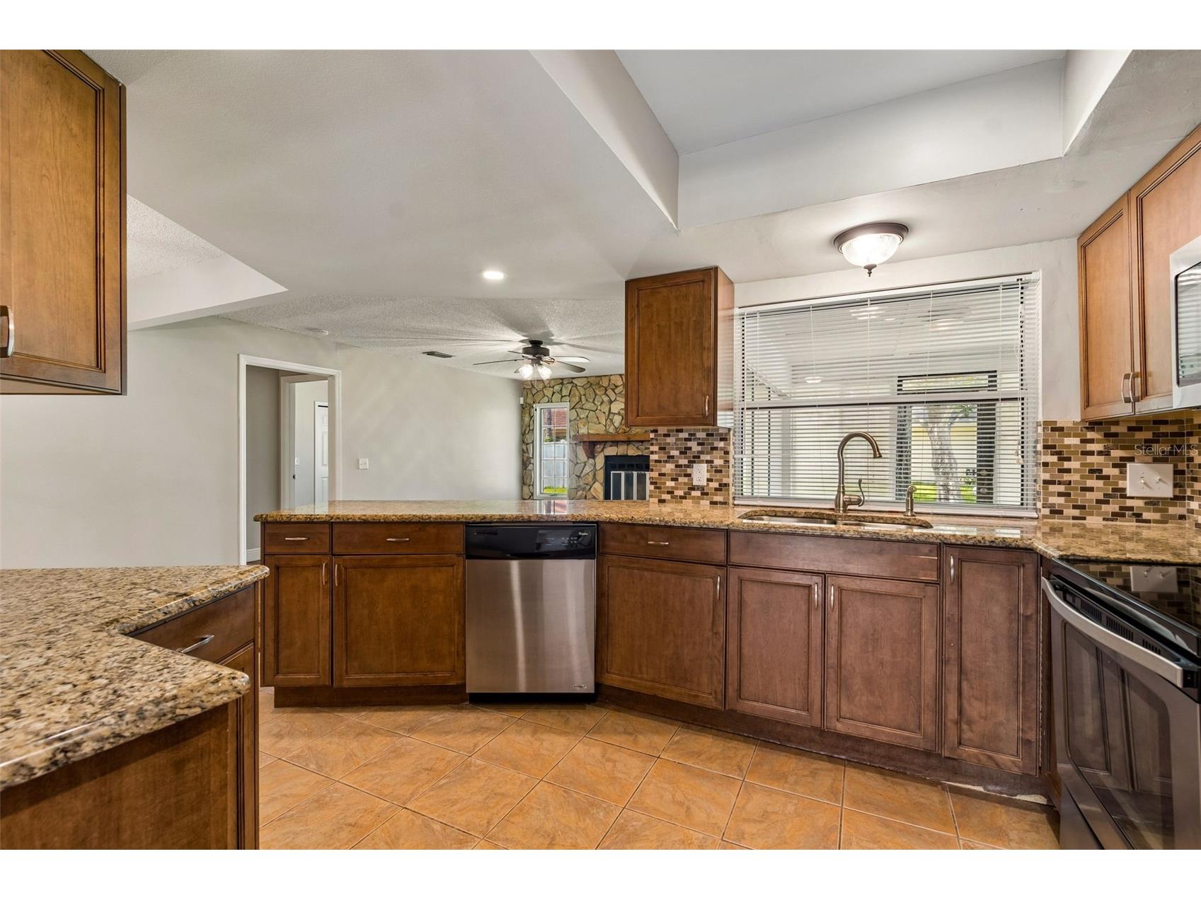 9237 Pebble Creek Drive Tampa FL 33647 TB8527842 image22