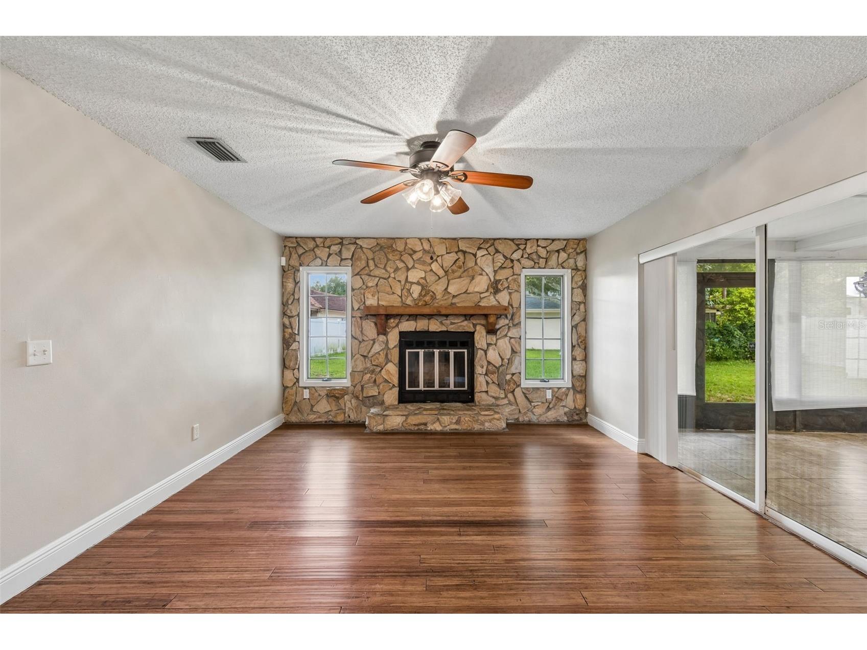 9237 Pebble Creek Drive Tampa FL 33647 TB8527842 image31