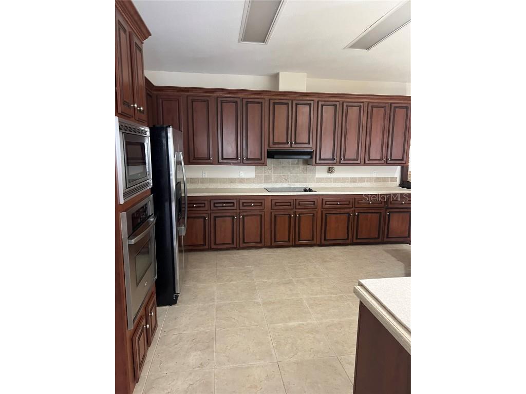 9237 Salisbury Drive Brooksville FL 34613 W7877839 image7