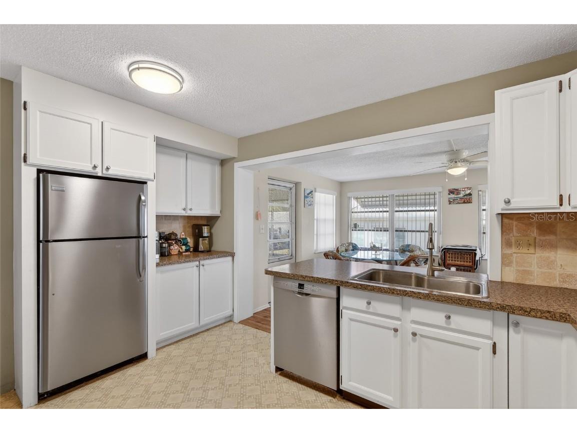 9238 140th Lane Seminole FL 33776 TB8455472 image12