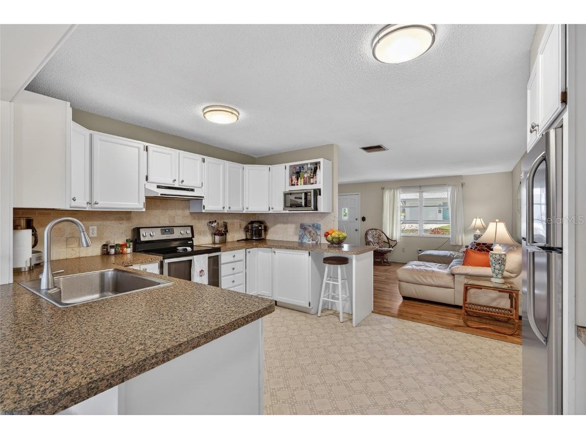 9238 140th Lane Seminole FL 33776 TB8455472 image13