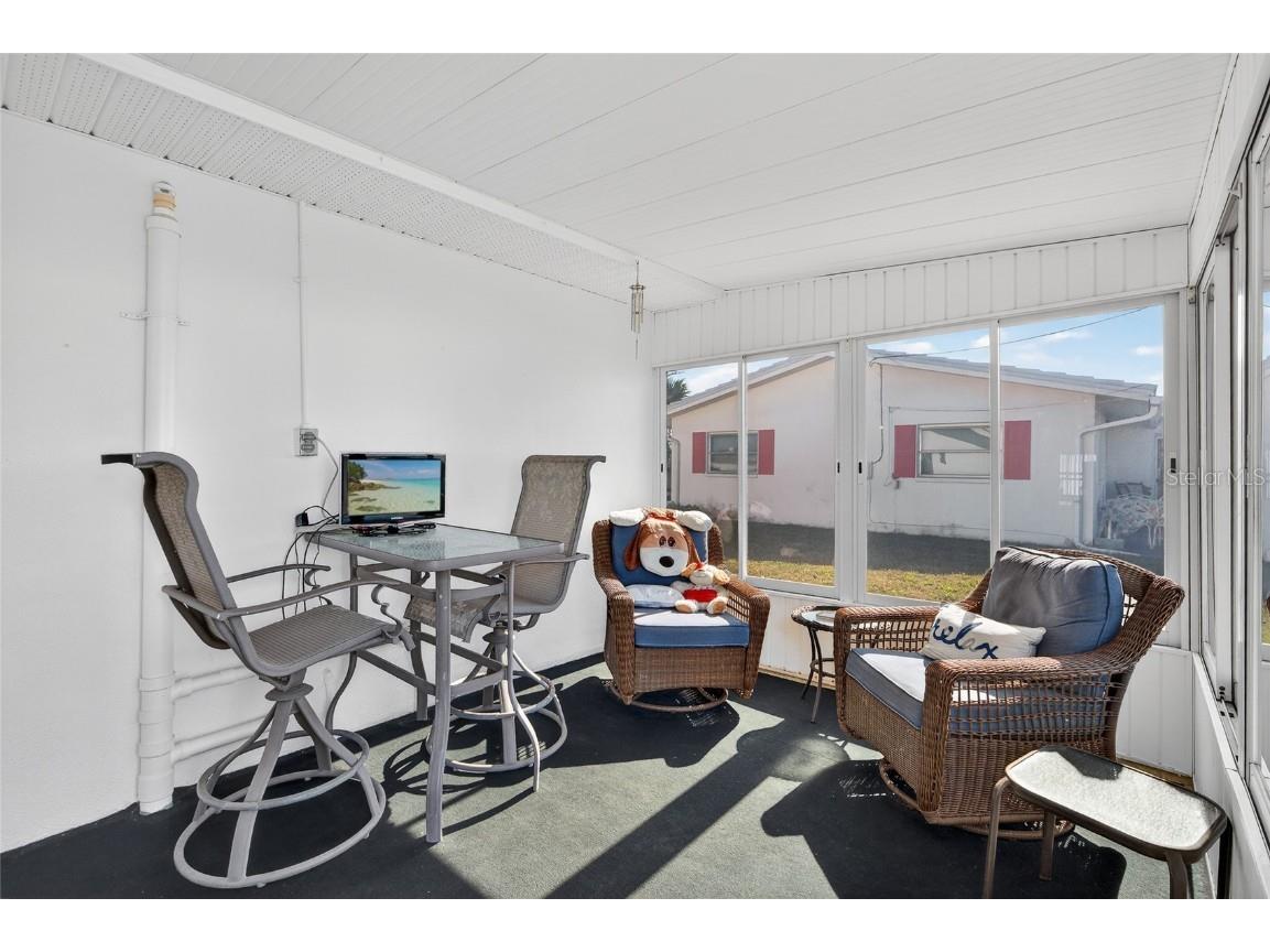 9238 140th Lane Seminole FL 33776 TB8455472 image18