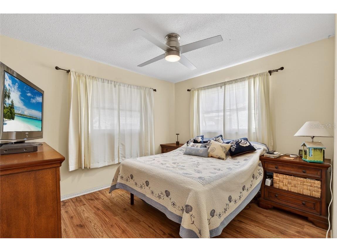 9238 140th Lane Seminole FL 33776 TB8455472 image19