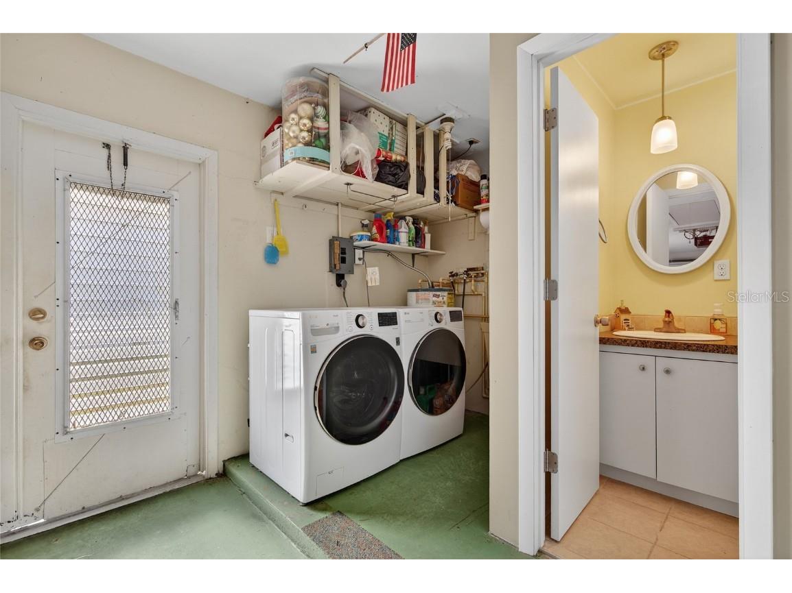 9238 140th Lane Seminole FL 33776 TB8455472 image25