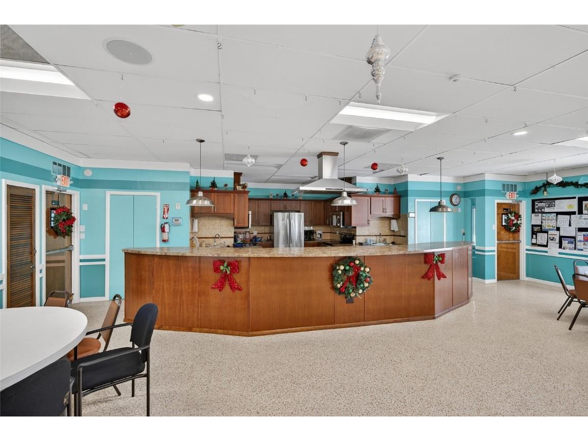 9238 140th Lane Seminole FL 33776 TB8455472 image28