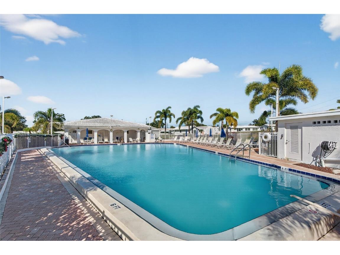 9238 140th Lane Seminole FL 33776 TB8455472 image33