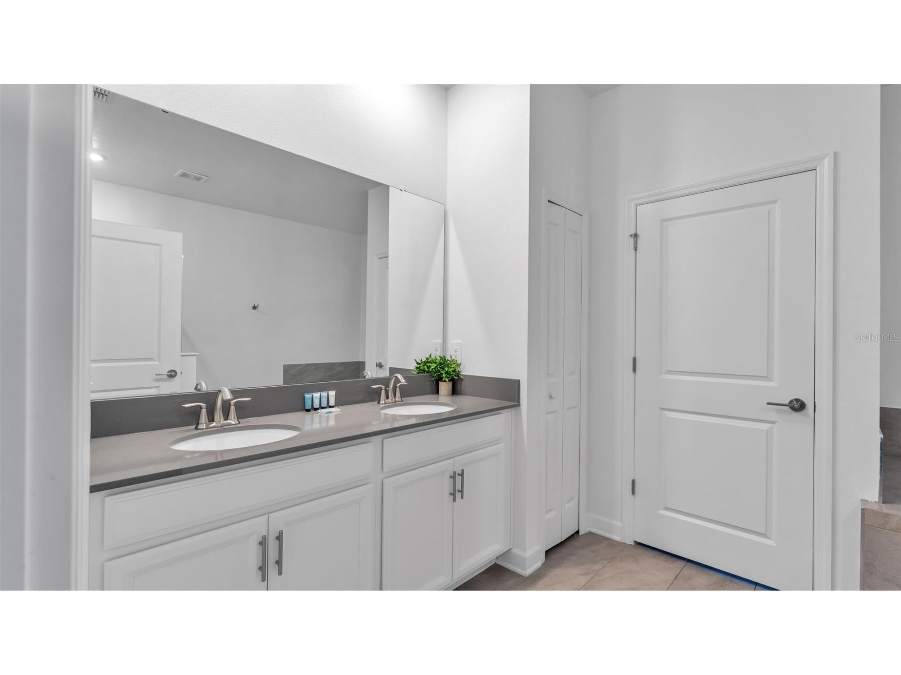 9238 Sommerset Hills Drive Davenport FL 33896 P4937389 image48