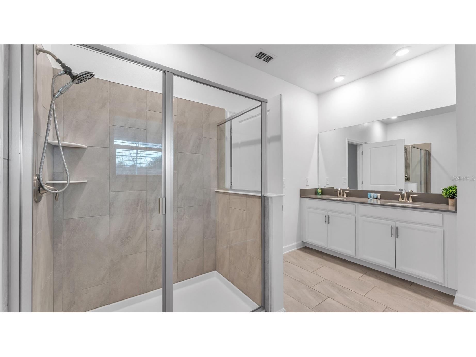 9238 Sommerset Hills Drive Davenport FL 33896 P4937389 image55