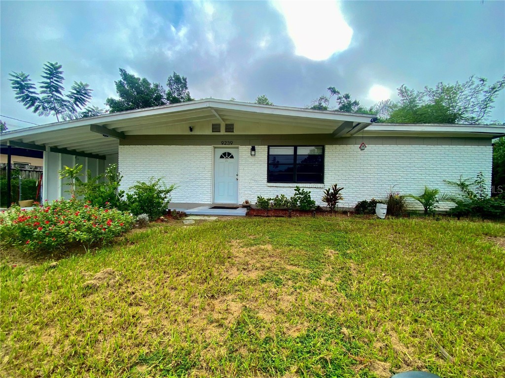 9239 N 52nd Street Tampa FL 33617 TB8304187 image1