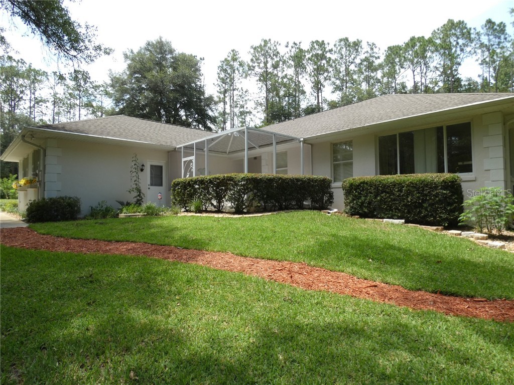 9239 SW 212th Court Dunnellon FL 34431 - RAINBOW RIVER AND WITHLACOOCHEE OM660266 image1