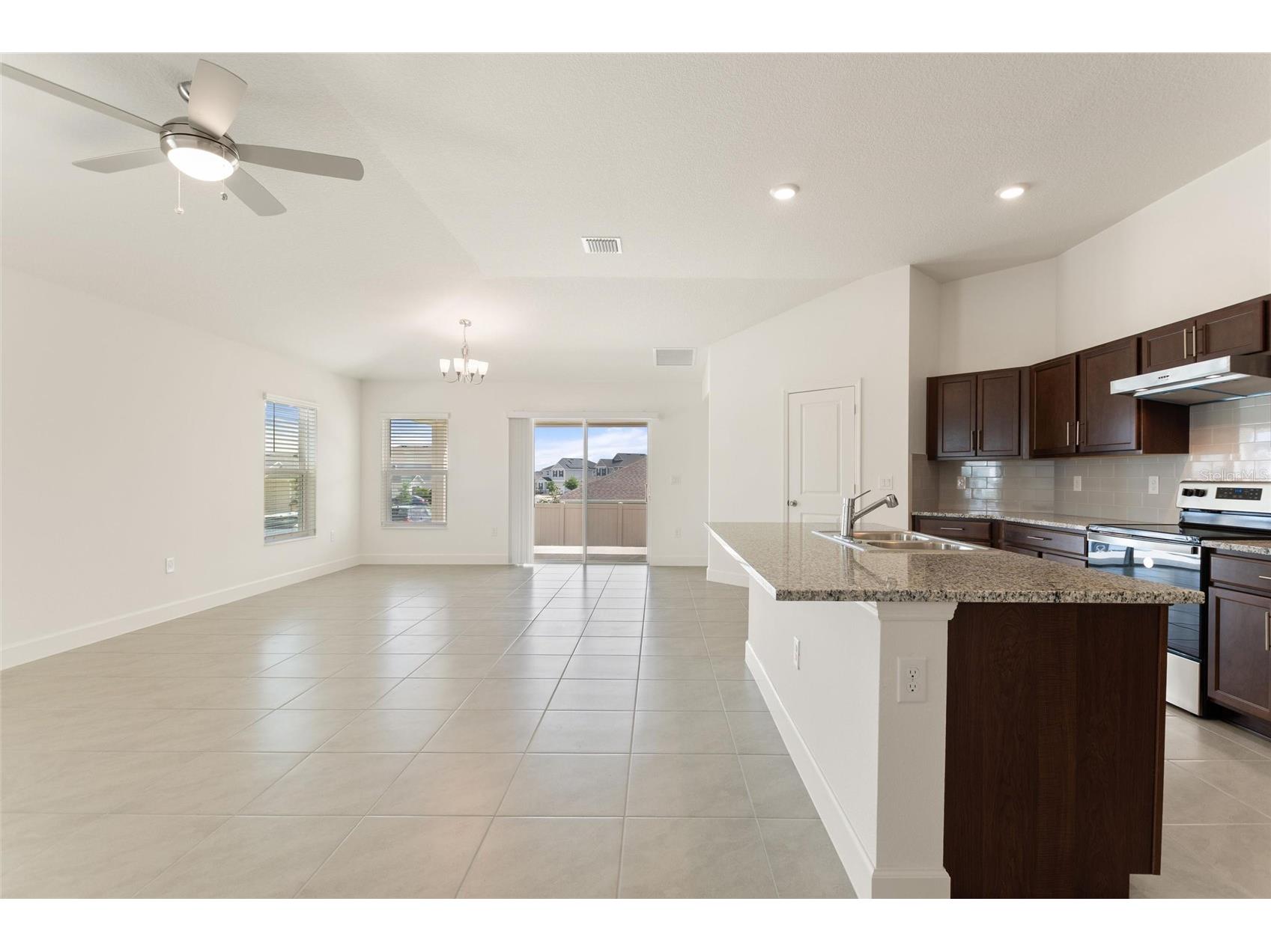 9239 Westside Hills Dr Davenport FL 33896 S5147767 image3