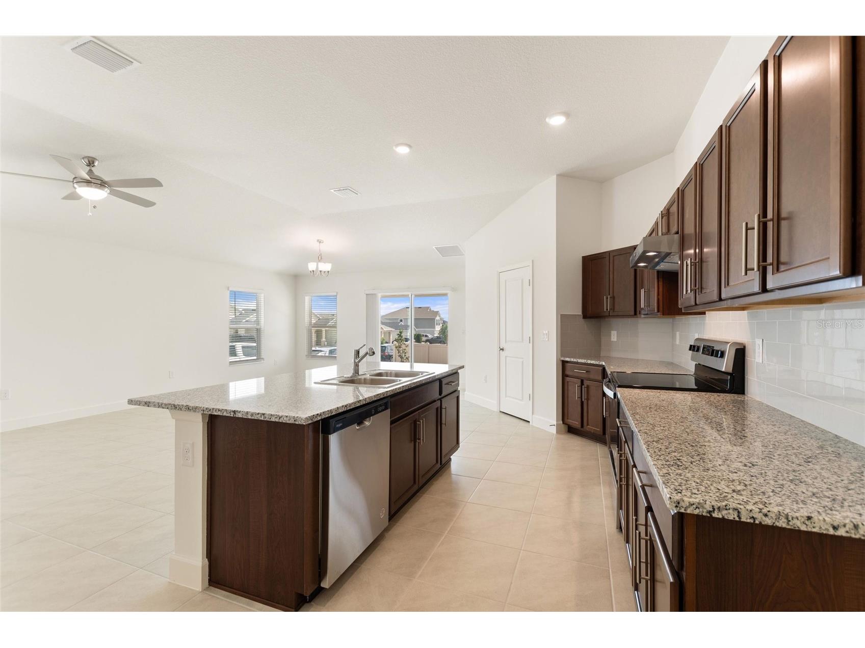 9239 Westside Hills Dr Davenport FL 33896 S5147767 image7