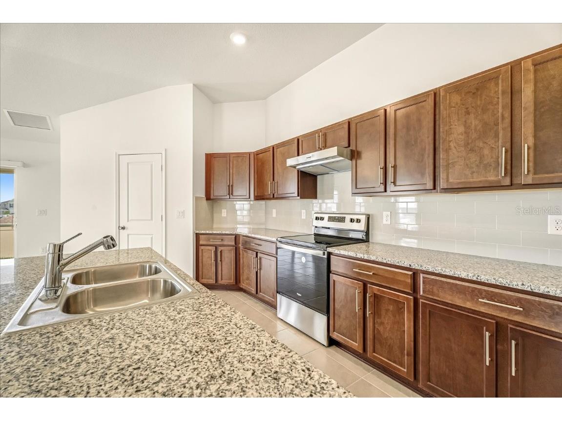 9239 Westside Hills Drive Davenport FL 33896 S5133284 image11