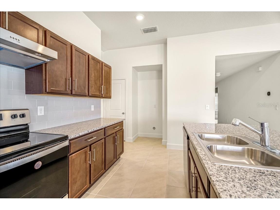 9239 Westside Hills Drive Davenport FL 33896 S5133284 image15