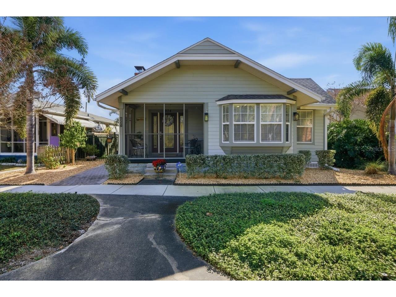 924 18th Avenue N Saint Petersburg FL 33704 TB8458250 image1