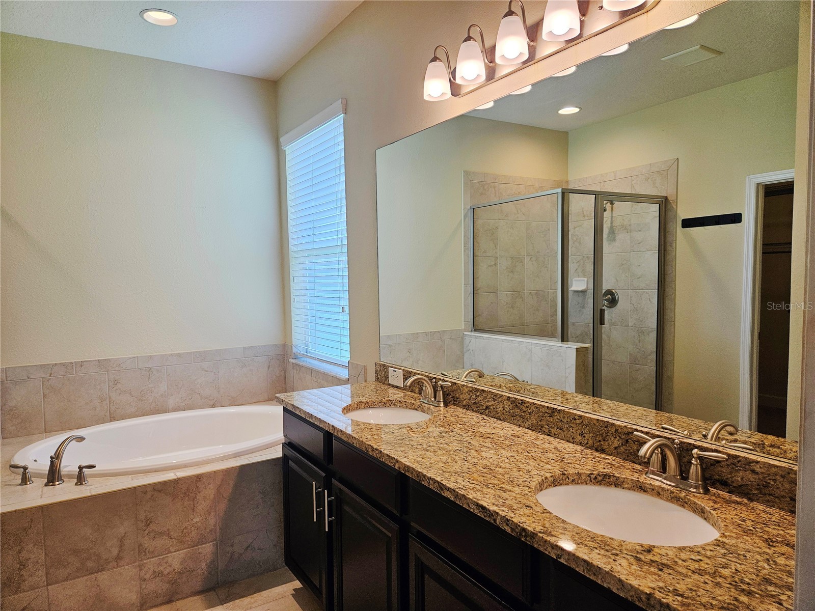 924 Buttercup Glen Bradenton FL 34212 A4696105 image22
