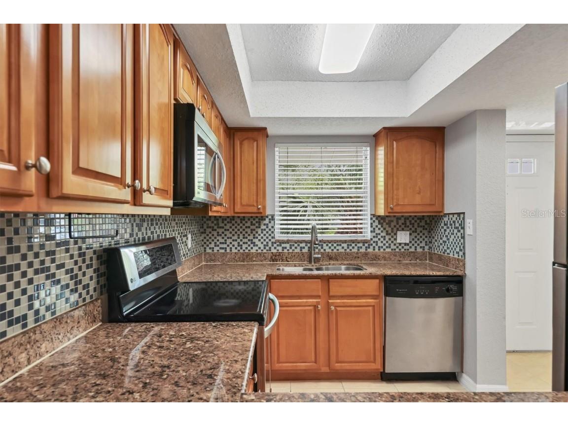 924 La Costa Circle #4 Sarasota FL 34237 A4657035 image12