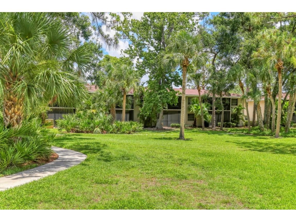 924 La Costa Circle #4 Sarasota FL 34237 A4657035 image29