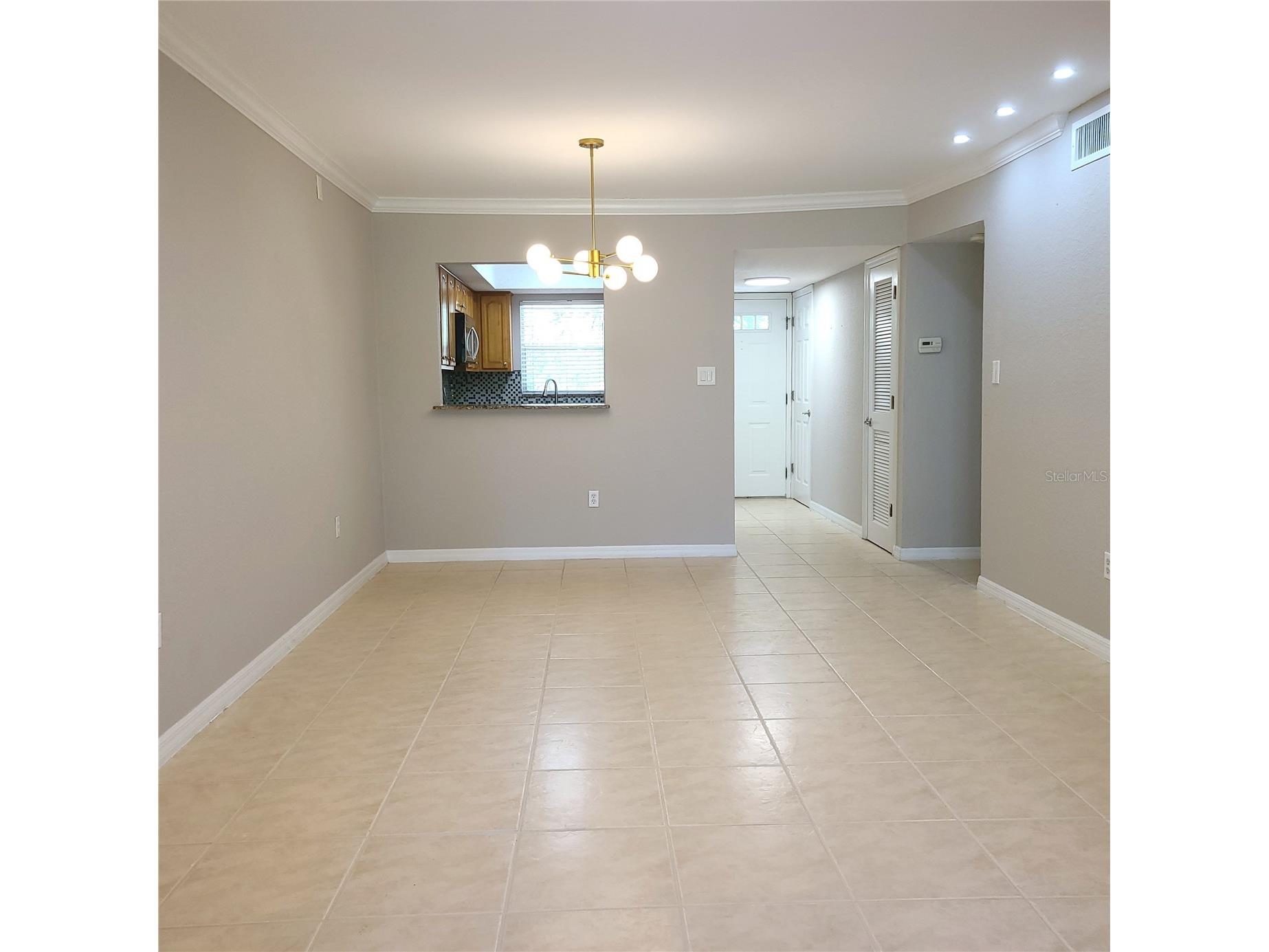 924 La Costa Circle #4 Sarasota FL 34237 A4690220 image5