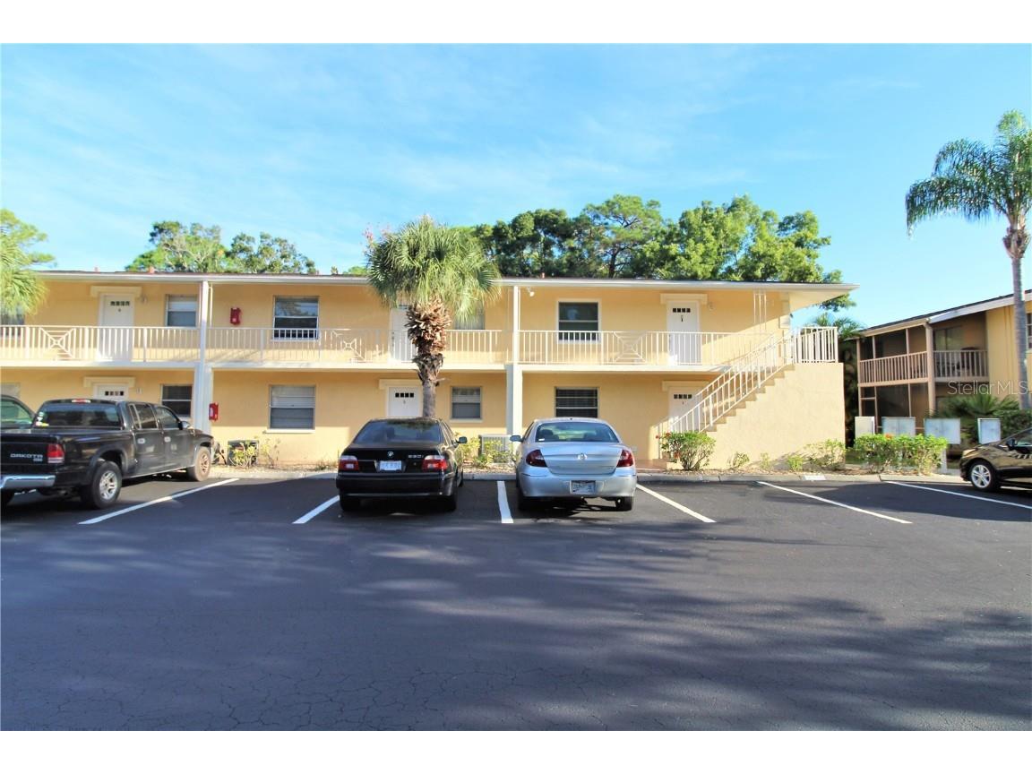 924 La Costa Circle #7 Sarasota FL 34237 A4567744 image1